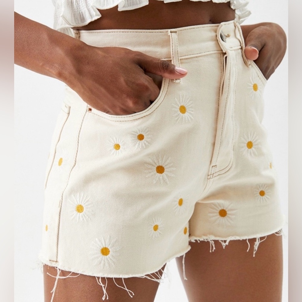 PacSun Beige Daisy Embroidered Jean Shorts